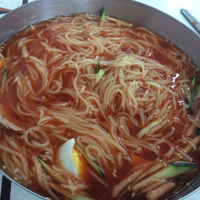  출처 :동방밀면  인스타그램 검색 결과