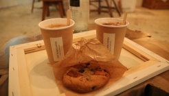 겟썸커피 Downstairs 매장 이미지