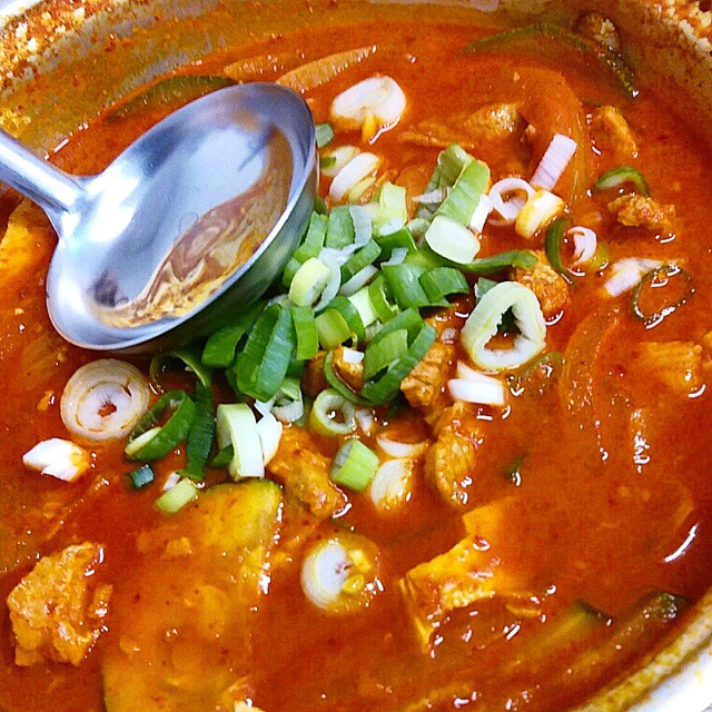 출처 : 밥장인돼지찌개 인스타그램 검색 결과