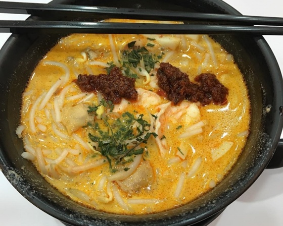 328 Katong Laksa (328카통락사)  