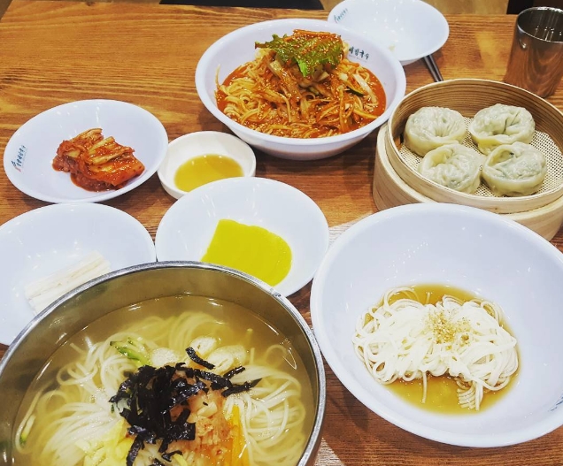 출처 : 망향비빔국수 인스타그램 검색 결과