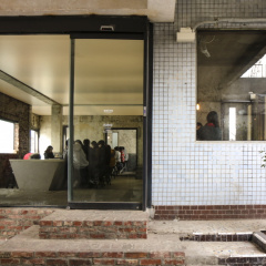 place_img