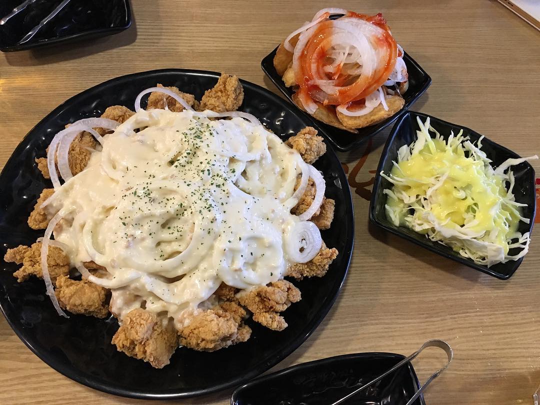 충만치킨 (수성대점) - 대구, 수성구 범어동 두산동 | 맛집검색 식신