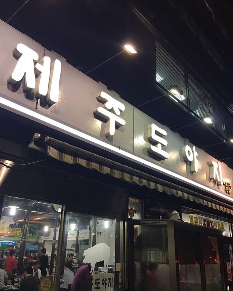 place_img