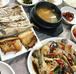 중앙게장백반 매장 사진, 전라남도 여수시 중앙동 794