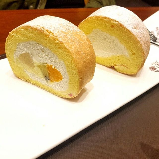 파티세리 몽슈슈 (동대구 신세계백화점) - 대구, 동구-동대구역 신천 | 맛집검색 식신