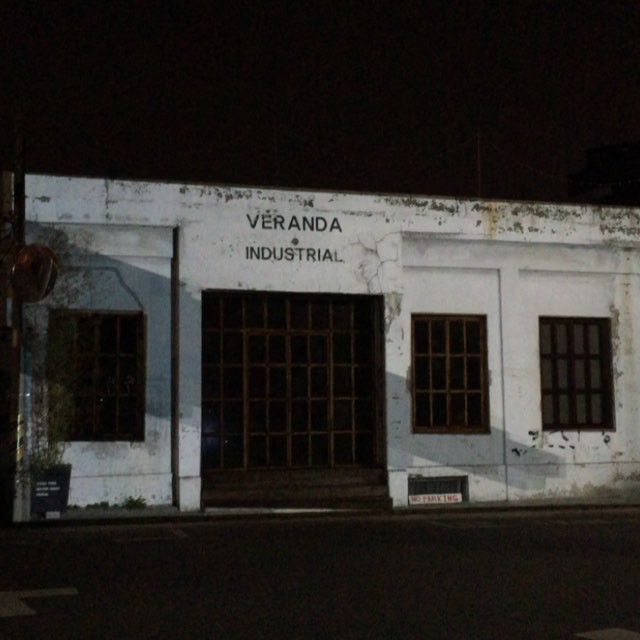 place_img