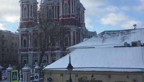 Джон Джоли 매장 이미지