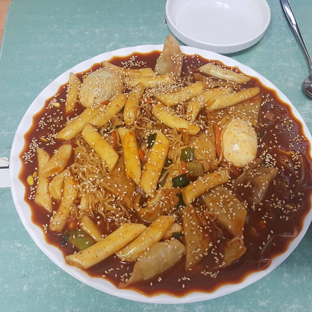 출처: '얄개분식' 인스타그램 검색 결과