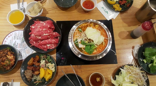 출처 : 바르미샤브샤브 인스타그램 검색 결과