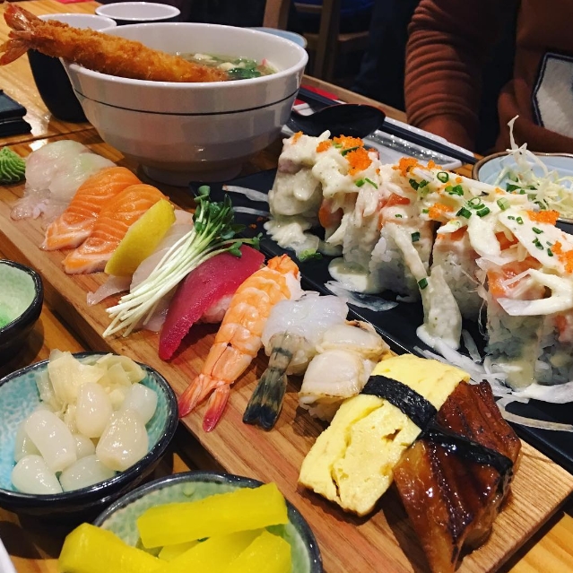 출처 : 유라쿠 인스타그램 검색 결과