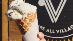 빌리지 아이스크림 매장 이미지