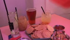 섭스탠스 매장 이미지