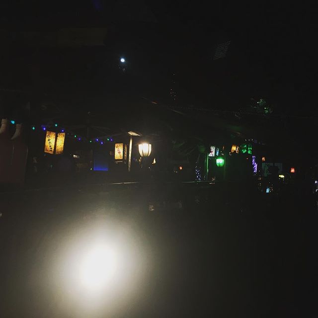 place_img