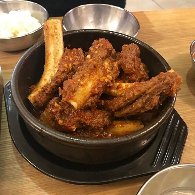 출처 : 거송갈비찜 인스타그램 검색 결과