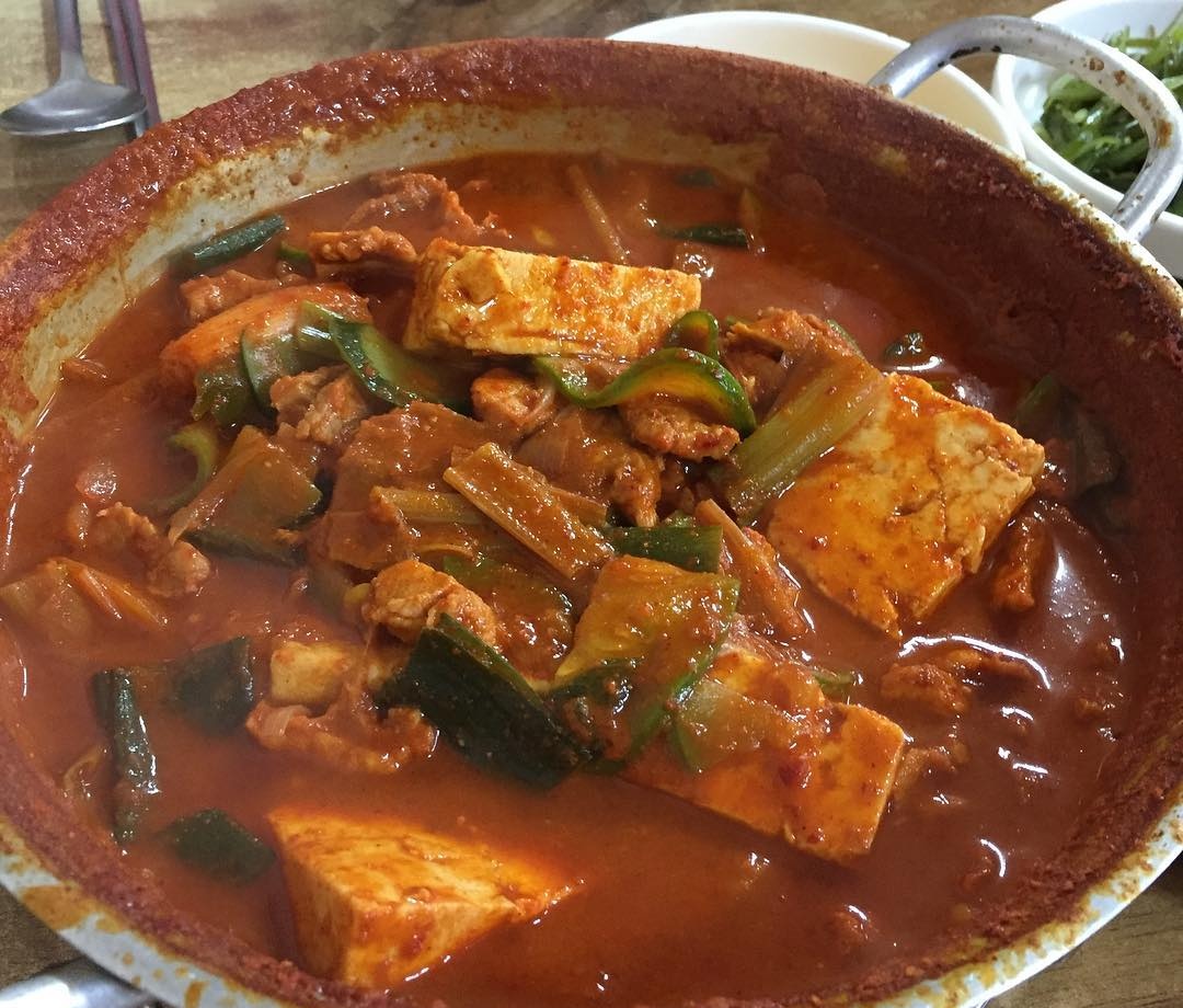 출처: '엄마네돼지찌개' 인스타그램 검색 결과