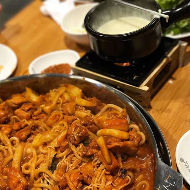 닭갈비제작소 연신내점|서울 / 강북 / 은평/불광/구파발, 고기맛집 | 식신 맛집추천