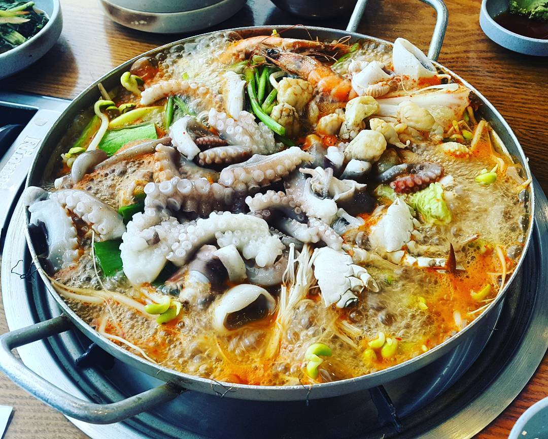 출처 : 갯벌 산낙지 인스타그램 검색 결과