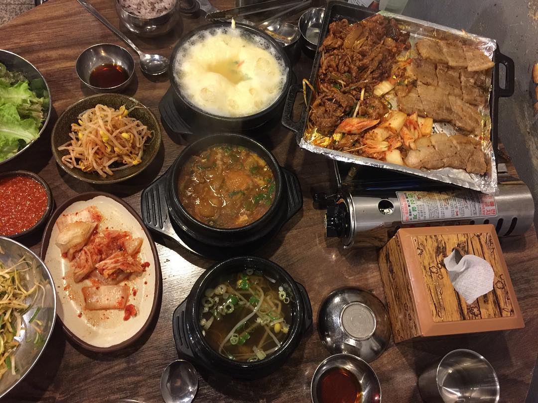 출처 : 돌다리집 인스타그램 검색 결과