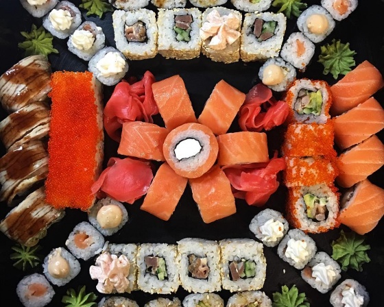 더 바 레스토랑 스시드 (The bar-restaurant Sushied) 
