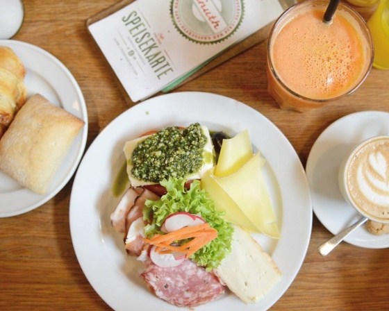 크누스 (Cafe Bar Knuth) 