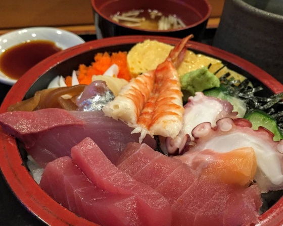 타카라즈시부텐 (宝寿司分店) 