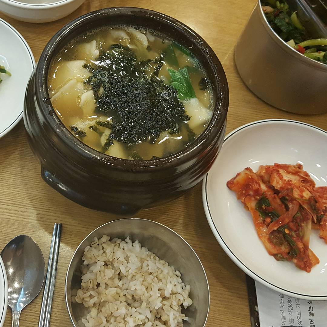 왕왕수제비 - 서울 강남, 여의도 | 맛집검색 식신