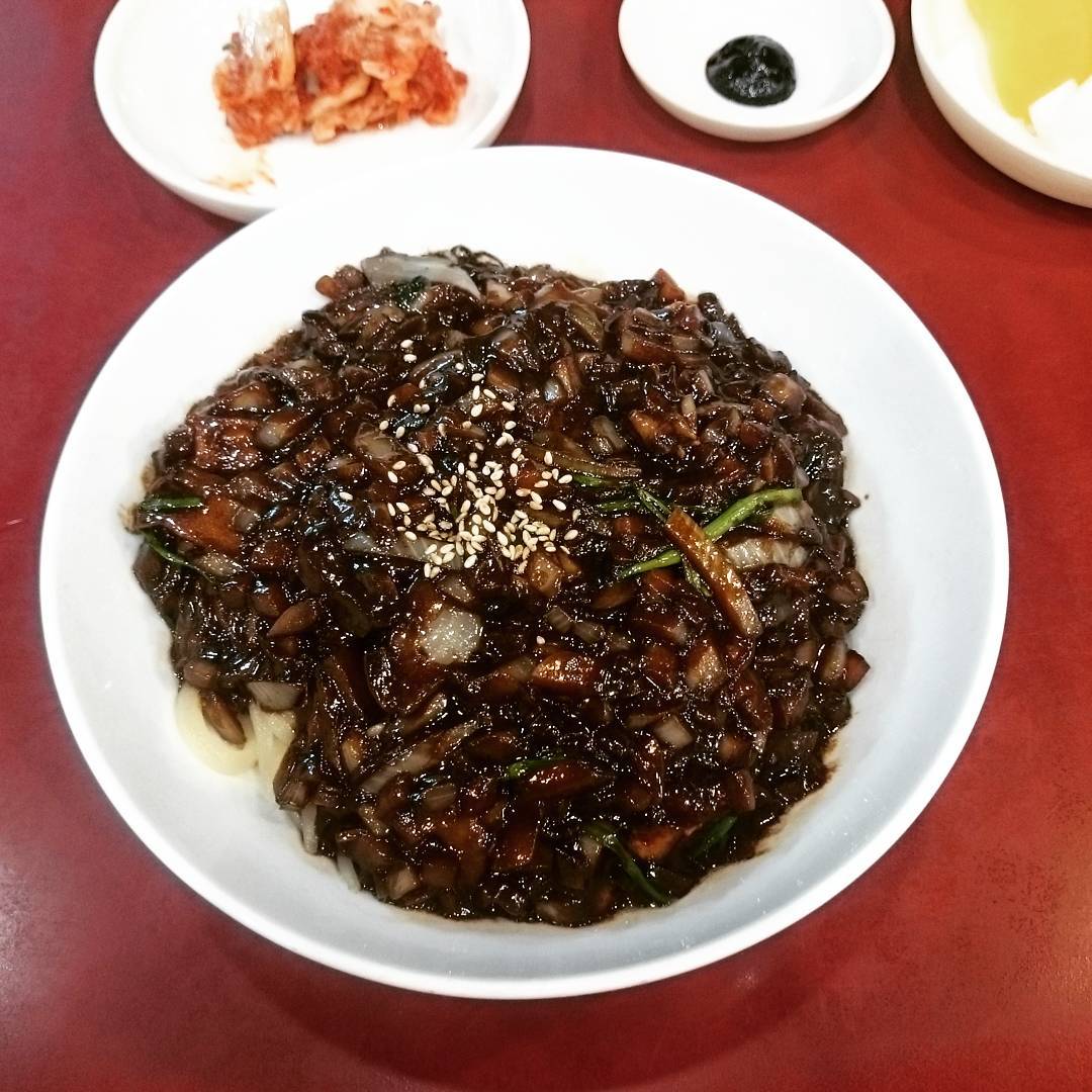 출처:산동성수타짜장인스타그램검색결과 