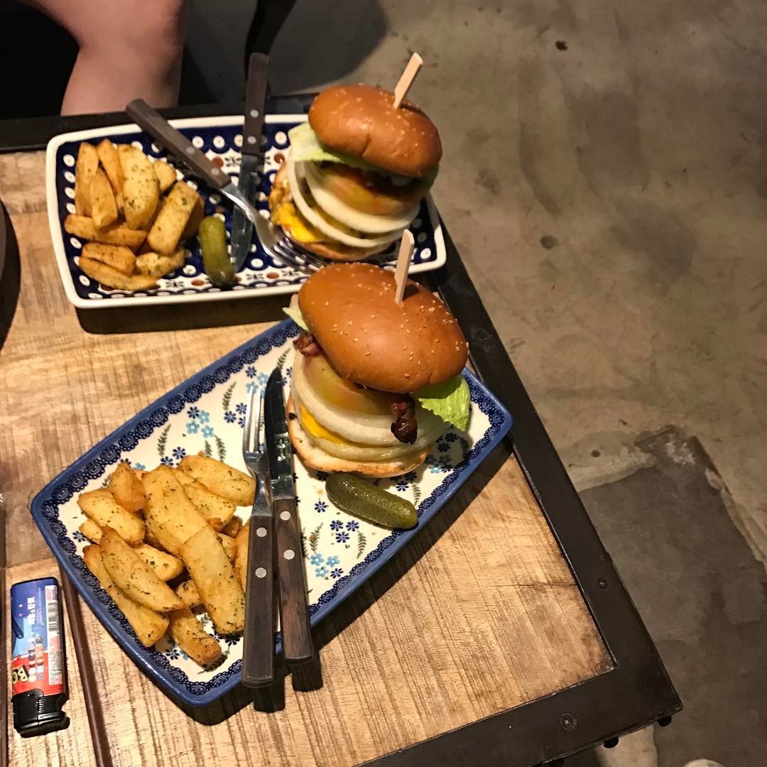 place_img