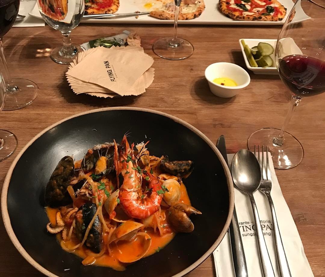 출처 : 플라잉팬 인스타그램 검색 결과