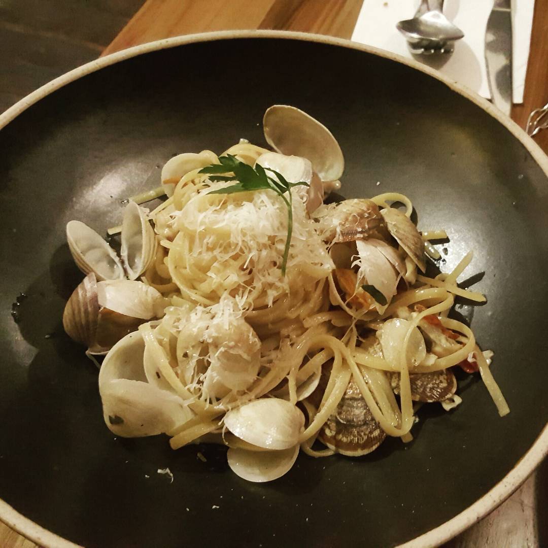 출처 : 플라잉팬 인스타그램 검색 결과