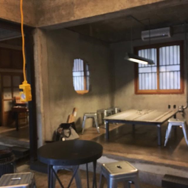 place_img