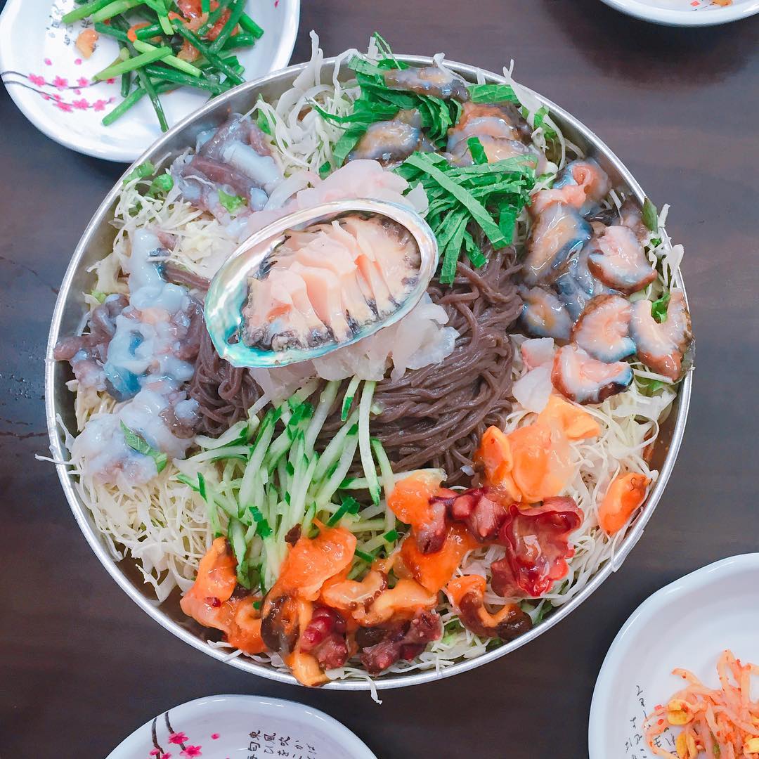 출처 : 오륙도횟집 인스타그램 검색 결과