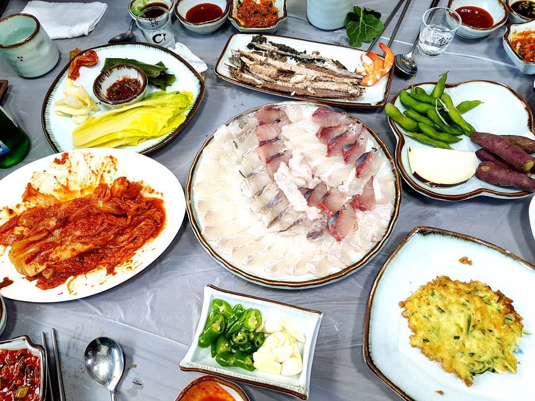 출처 : 오륙도횟집 인스타그램 검색 결과