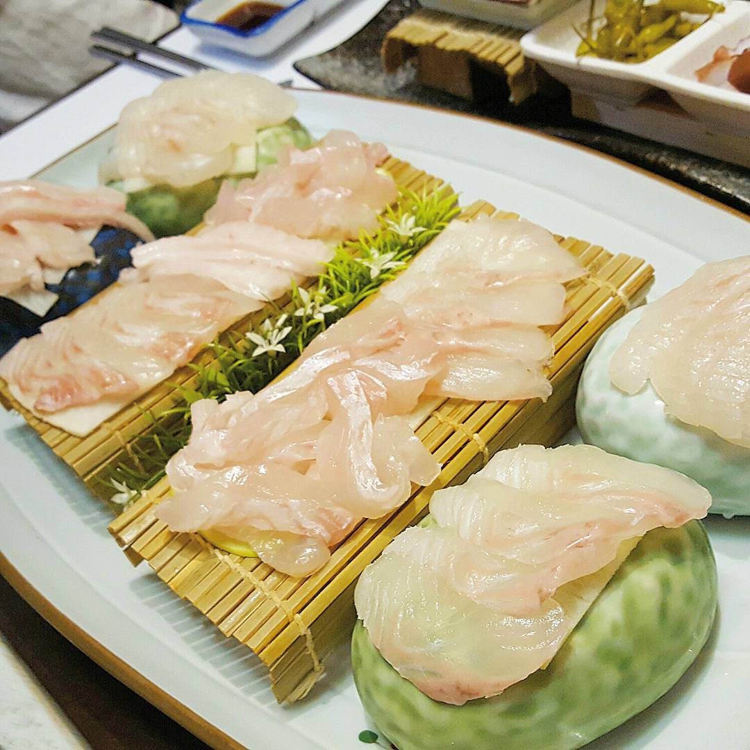 출처 : 명성초밥 인스타그램 검색 결과