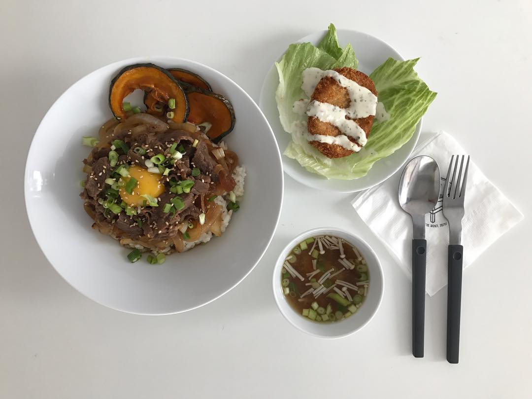 출처: 테이블앤데스크 인스타그램 검색 결과	