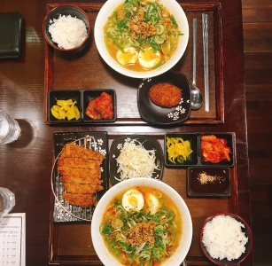 아카렌 매장 사진, 부산 남구 수영로334번길 56