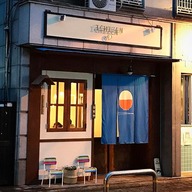 place_img