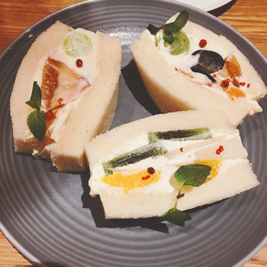 서브1