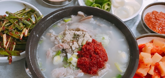 강호국밥