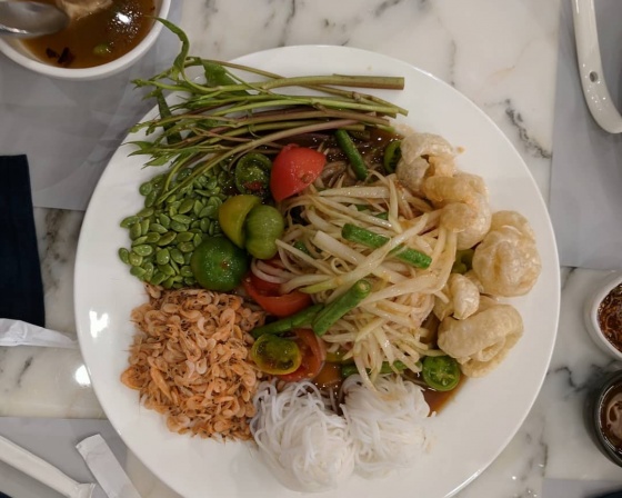 Somtam Nua 