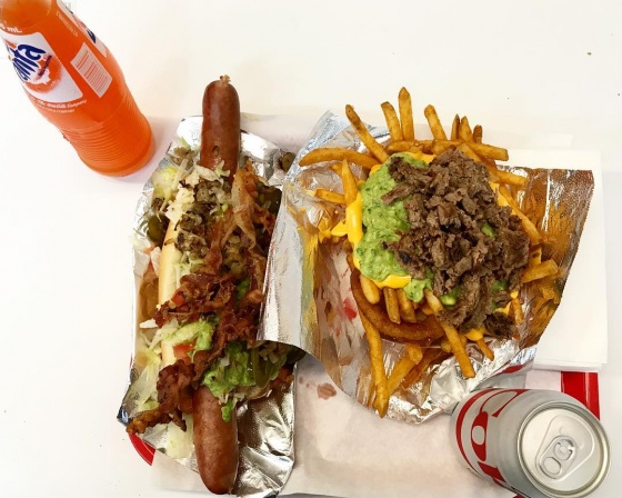 Pink’s Hot Dogs 