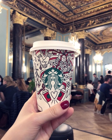 Starbucks Capucine Paris 