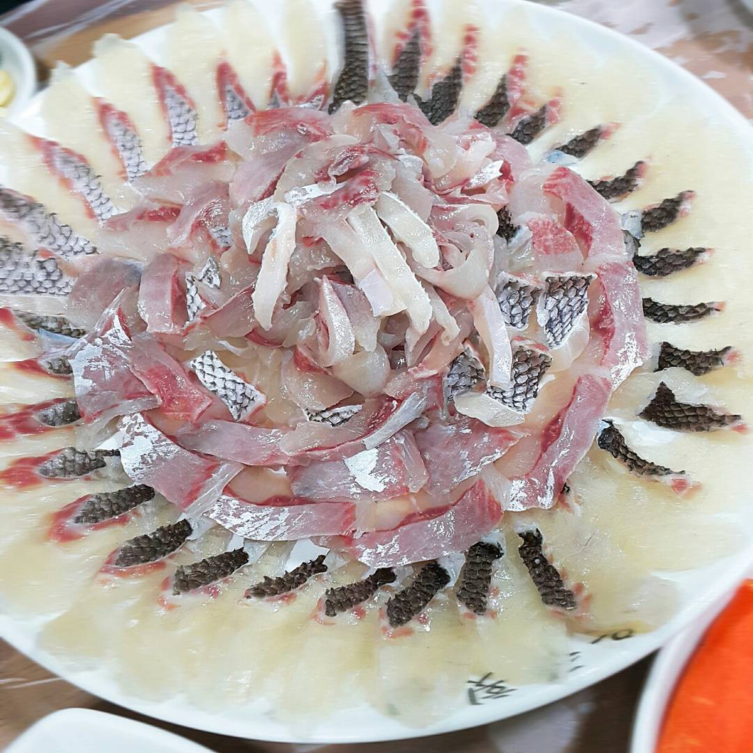 은주네횟집 - 부산, 중구 광복 남포 중앙 | 맛집검색 식신