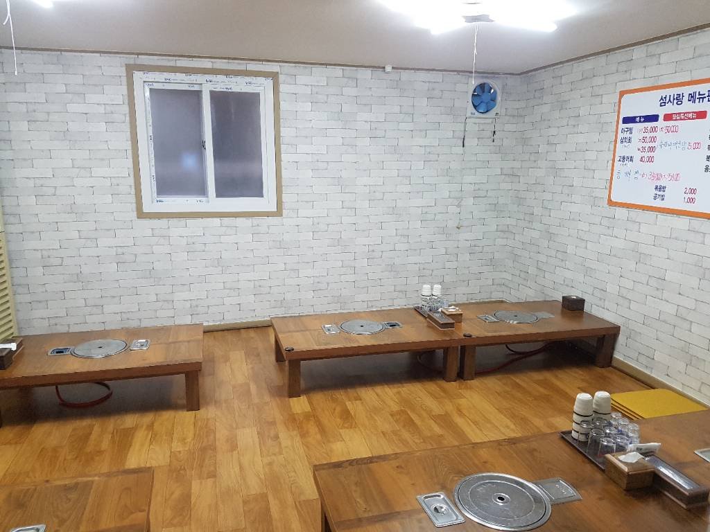 place_img