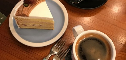 카페 불라