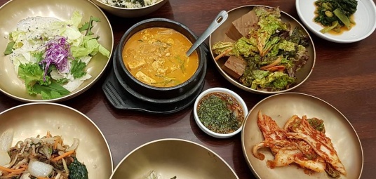 산이내린밥상 곤드레밥집