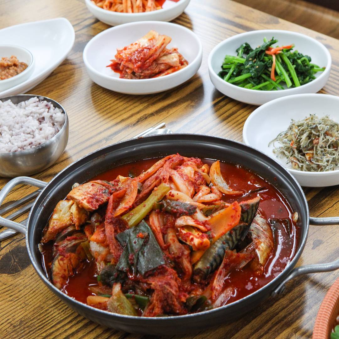 출처 : 고등어쌈밥 인스타그램 검색 결과