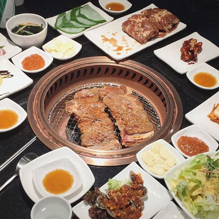 돈우마을 - 강원, 속초 | 맛집검색 식신