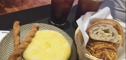 모노블